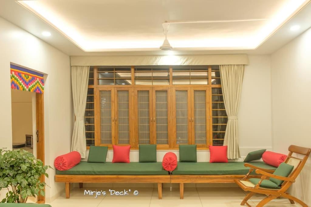 Mirje'S Deck - Homestay - Family Rooms Kolhapur Exterior foto